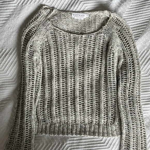 Velvet by Graham & Spencer Knit Sweater (S) - Picture 4 of 5